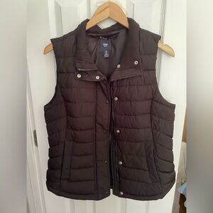 GAP Black Quilted Puffer Vest